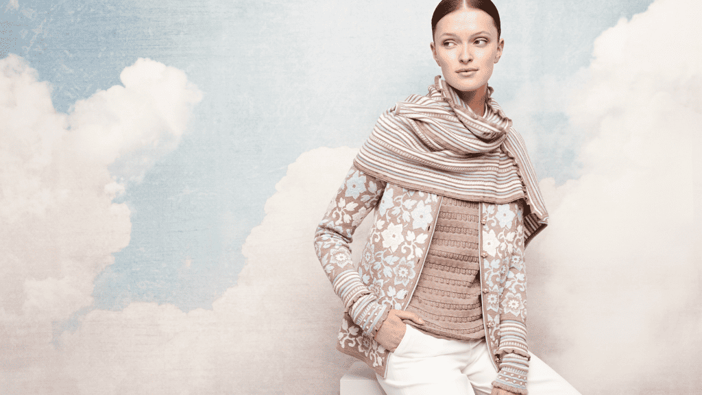 Oleana Flower wool beige